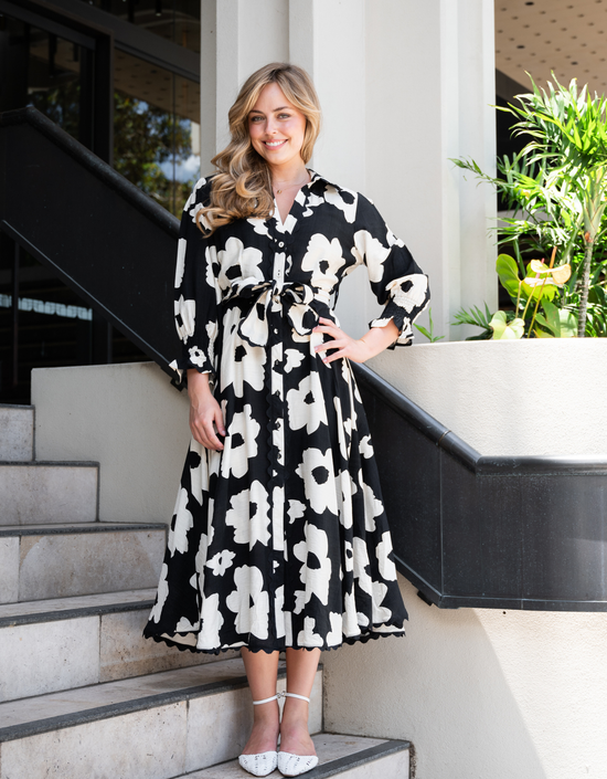 Godet Midi Dress-Black Poppy