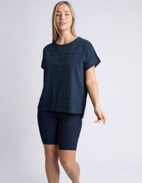 Throw on S/S Tee-Navy