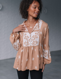 Marseille Blouse-Tan/Cream