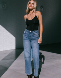 Cora Straight Leg Jean-Mid Blue