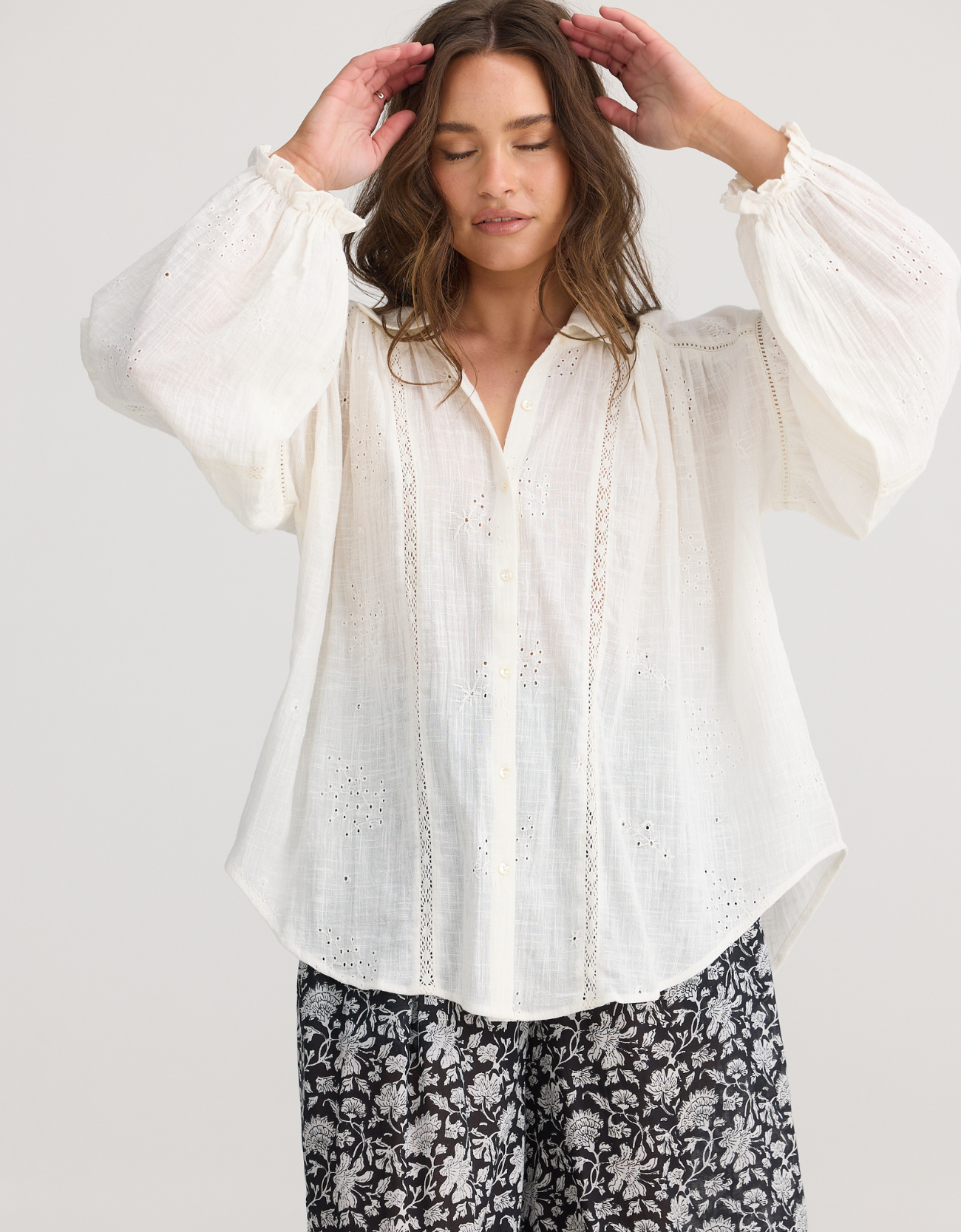 Anastasia Shirt-Off White