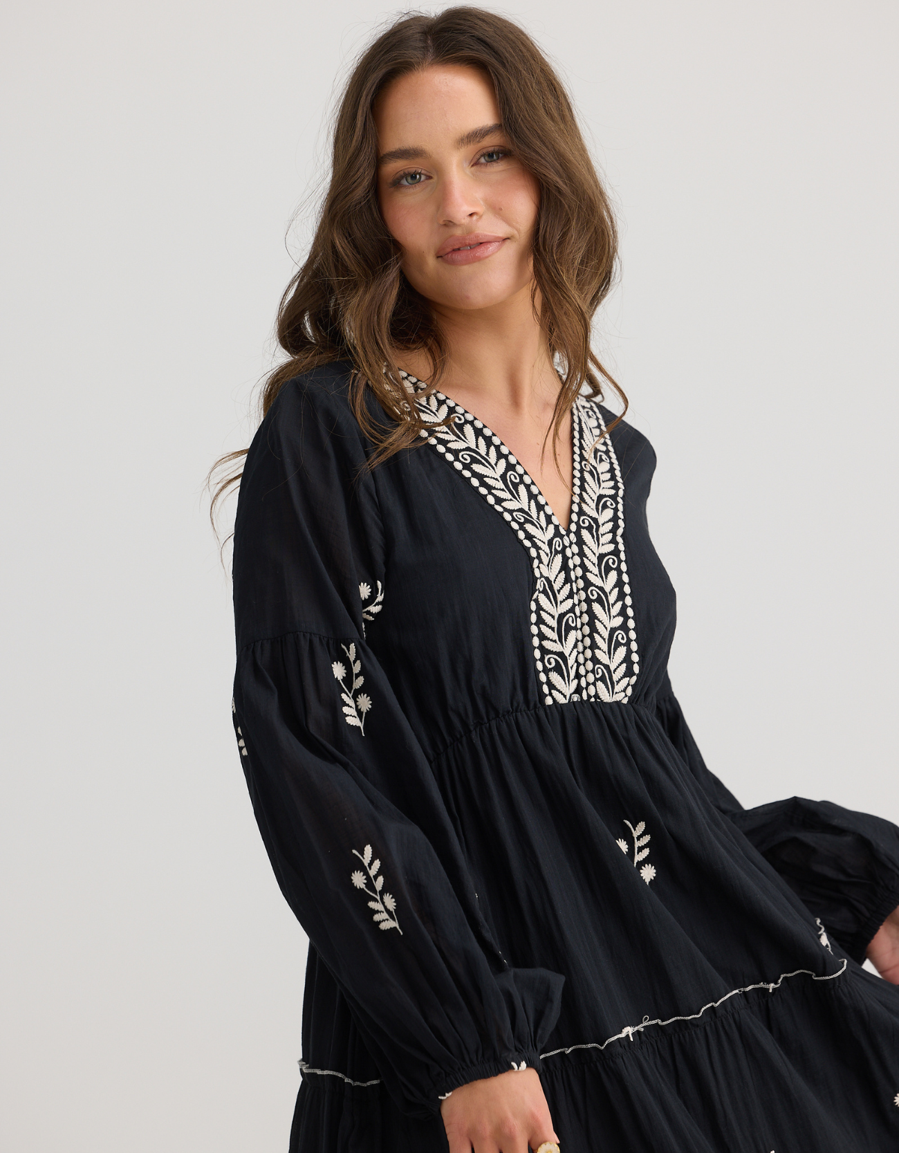Vadella Dress-Black/Off White