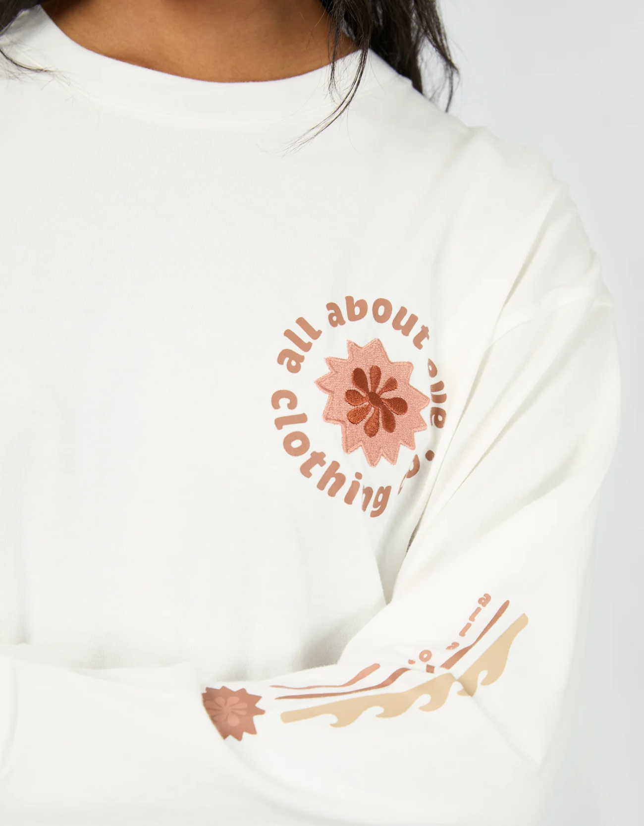 Flows Long Sleeve Tee - Vintage White