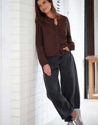 Darted Barrel Jean-Faded Black