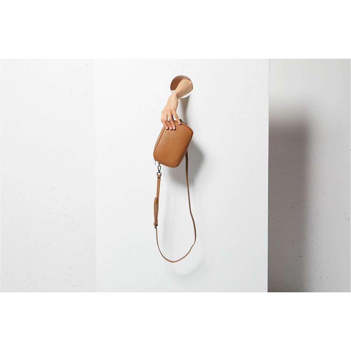 Plunder Bag - Tan by Status Anxiety.